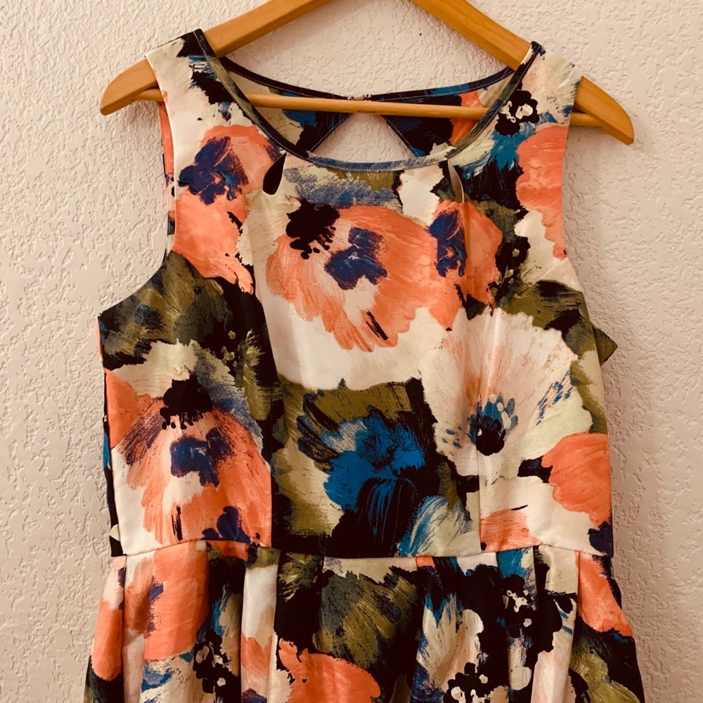 Floral Sleeveless Swing Dress